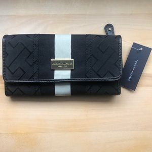 Tommy Hilfiger long wallet
